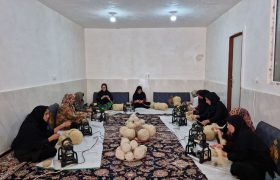 زنان پلدختر با ریسندگی به اشتغال رسیدند