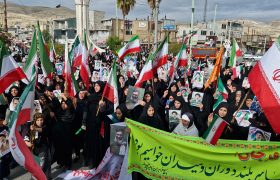 تجدید بیعت بانوان پلدختری با رهبر انقلاب