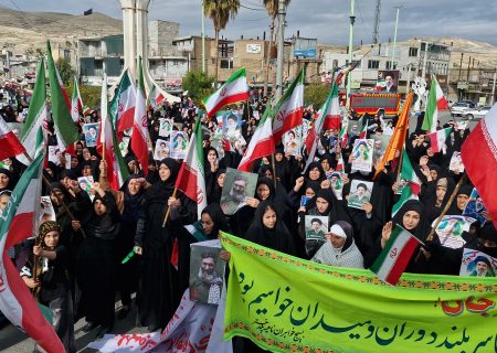 تجدید بیعت بانوان پلدختری با رهبر انقلاب