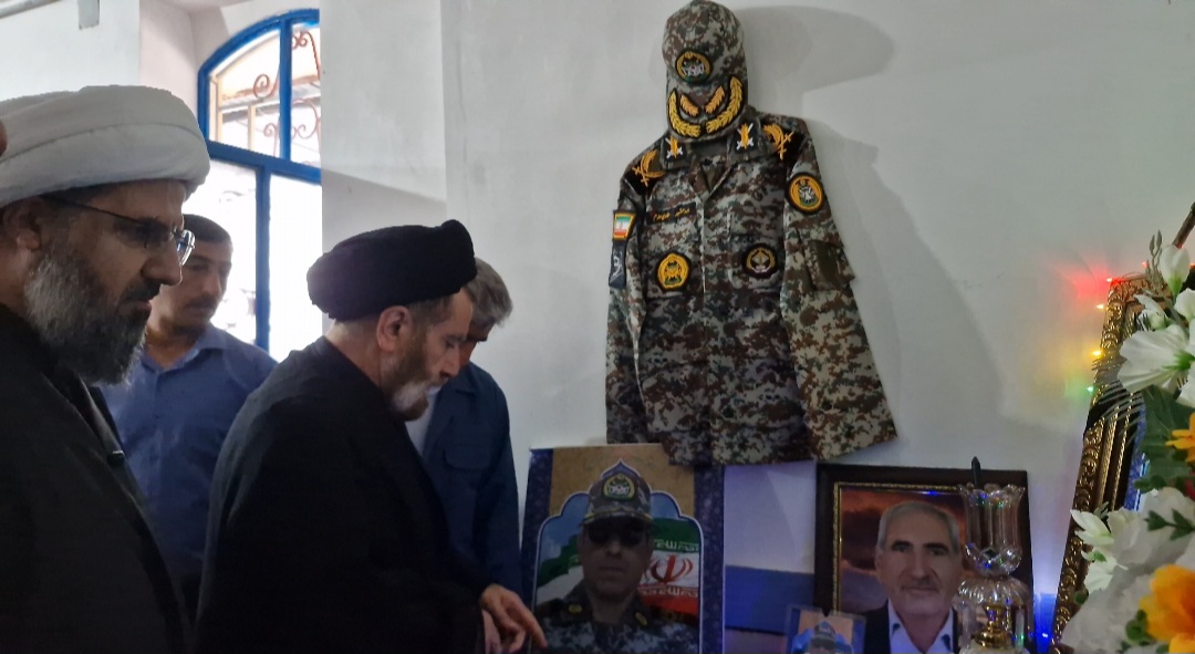 لرستان پیشتاز در دفاع از انقلاب