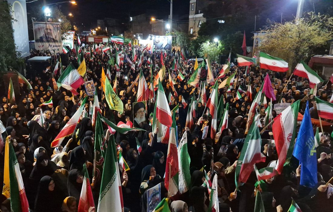 غوغای پلدختری‌ها در اربعین قائد ملت؛ خیابان‌ها لبریز از حضور شد