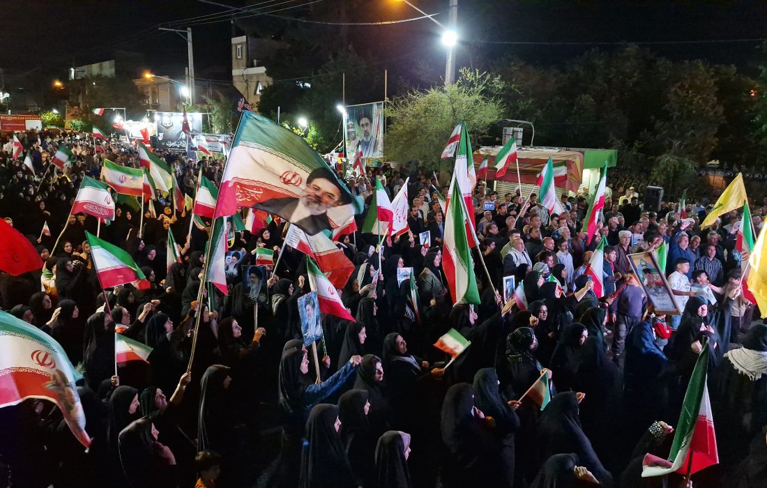 پلدختری ها همچنان پای دفاع از اقتدار وطن