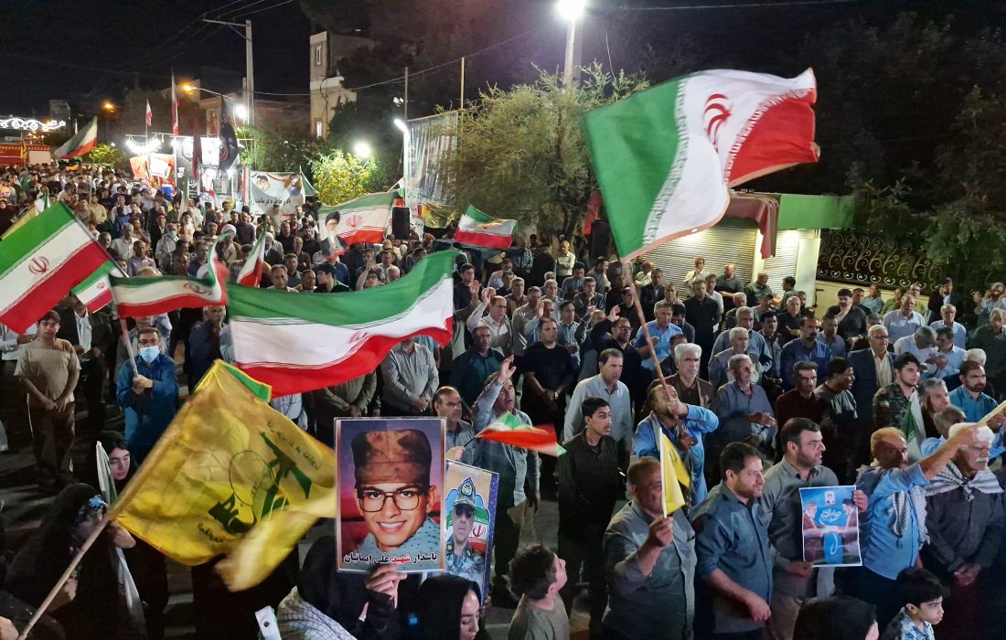 پلدختر میدان وفاداری به انقلاب و ایران شد