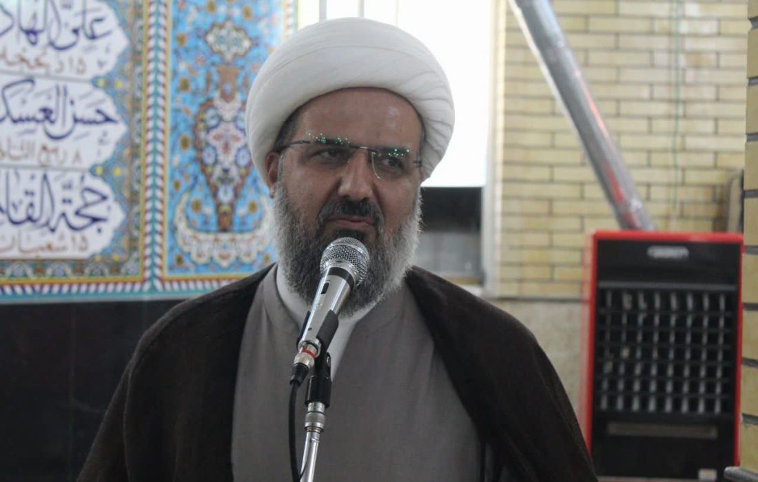 عزاداری محرم باید در همه محلات شهر طنین‌انداز شود
