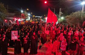 اهتزاز پرچم ایران و حسینی؛ جلوه‌ای از همبستگی مردم پلدختر