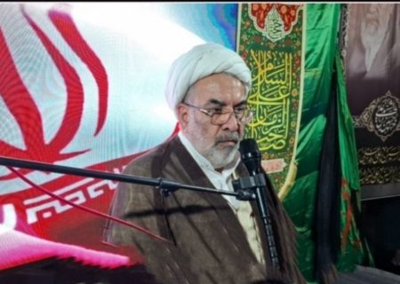 دو قطبی واقعی، جنگ و صلح نیست؛ حفظ استقلال و هویت ایران است