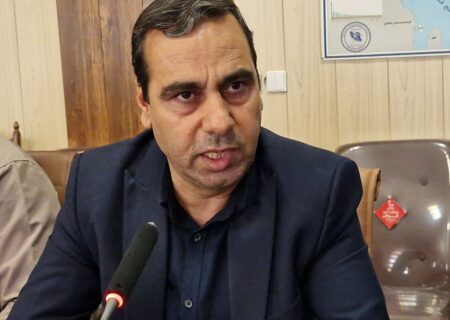 با متخلفان سد معبر در پلدختر برخورد می‌کنیم