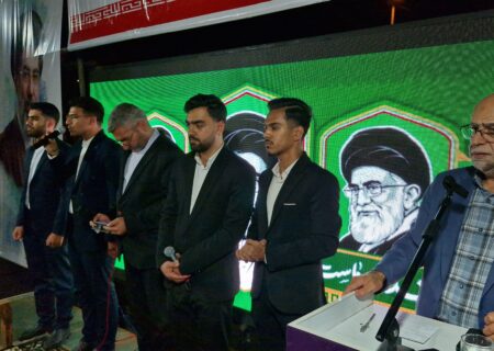 طنین آیات وحی در موج ۲۱۷ حماسه خیابان؛ پلدختر میزبان محفل انس با قرآن شد